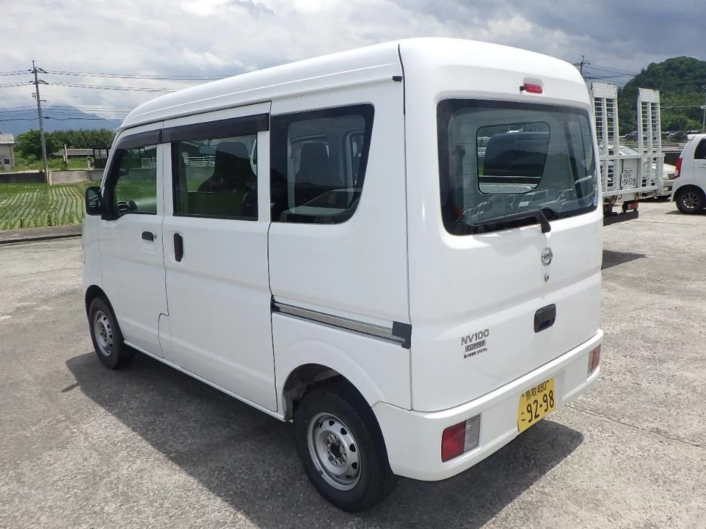 Nissan NV100 Clipper  с аукциона в Японии