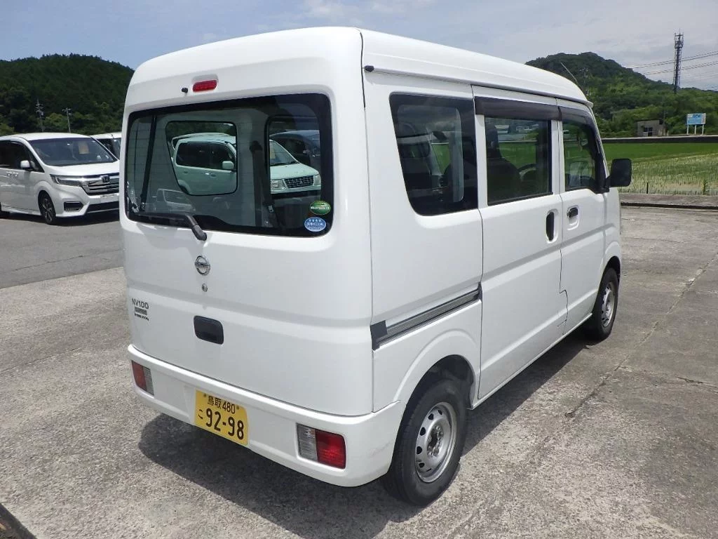 Nissan NV100 Clipper  с аукциона в Японии