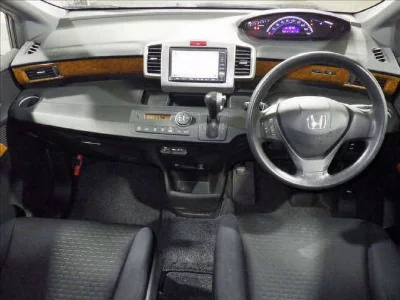 Honda Freed Spike