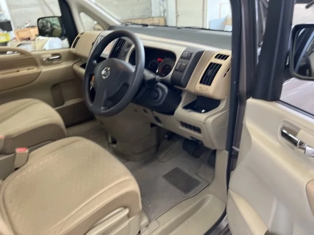 Nissan Serena  с аукциона в Японии