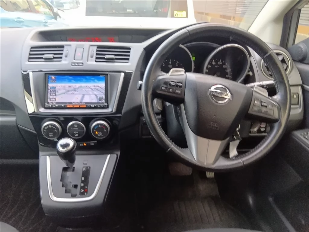 Nissan Lafesta  с аукциона в Японии