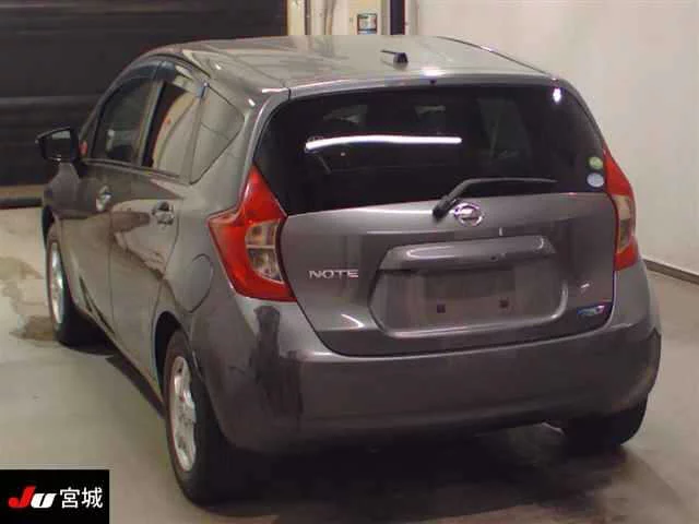 Nissan Note  с аукциона в Японии