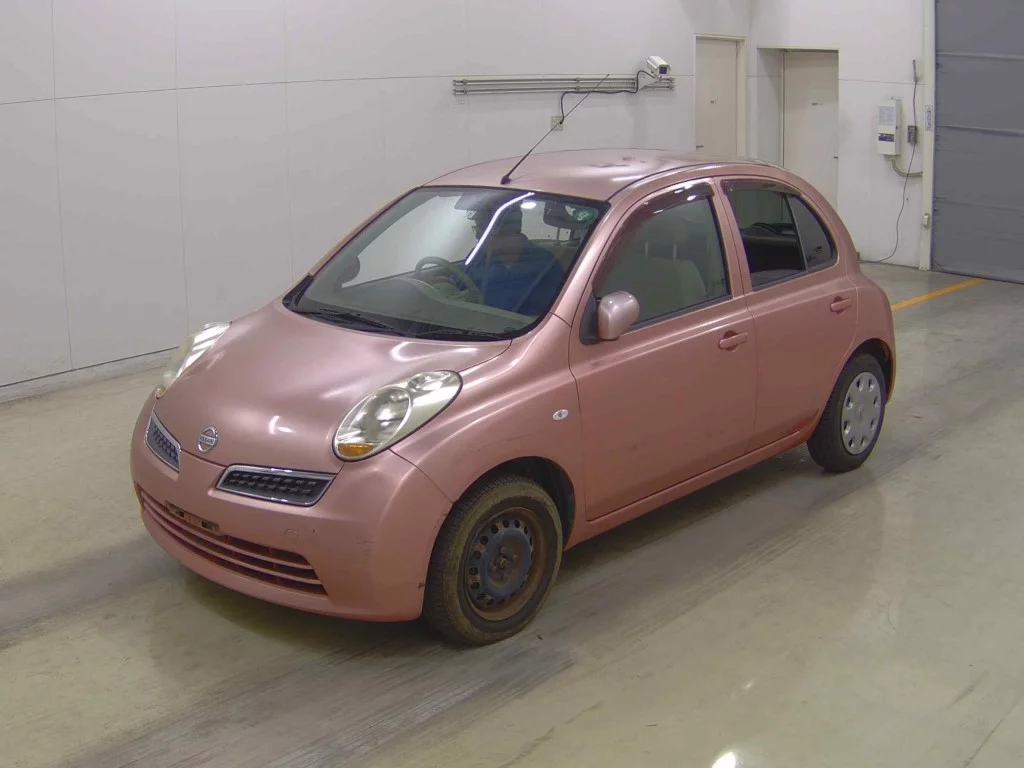 Nissan March  с аукциона в Японии
