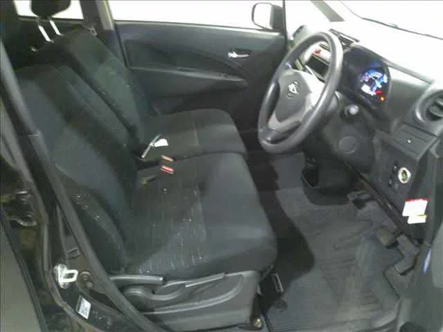Daihatsu Move  с аукциона в Японии