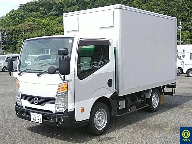 Nissan Atlas  с аукциона в Японии