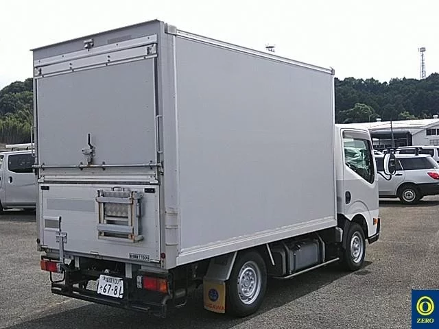 Nissan Atlas  с аукциона в Японии