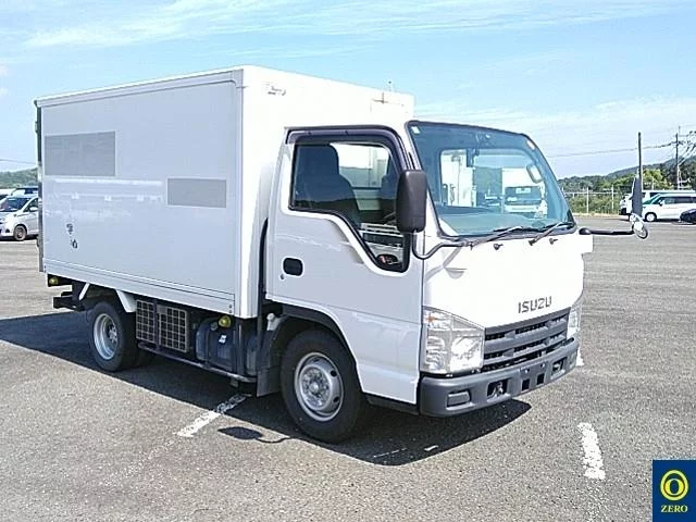 Isuzu Elf  с аукциона в Японии