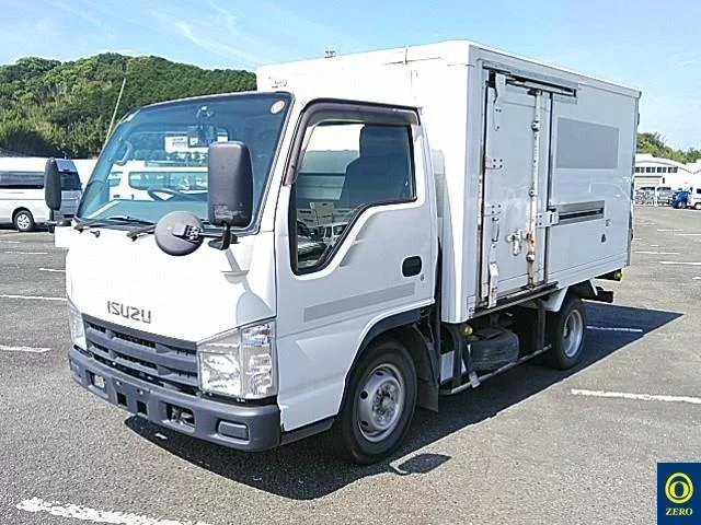 Isuzu Elf  с аукциона в Японии