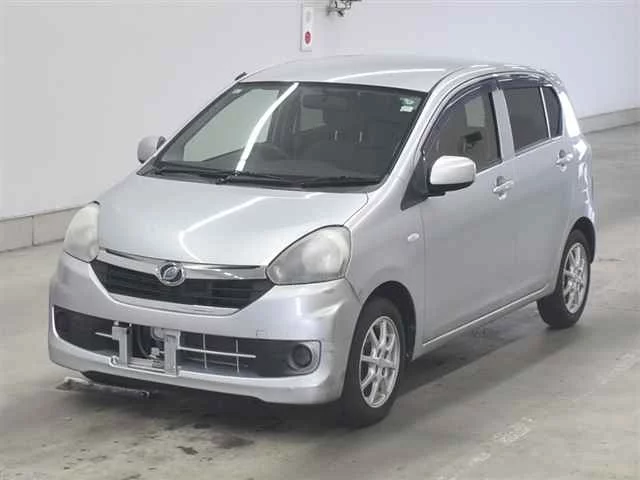 Daihatsu Mira e:S  с аукциона в Японии