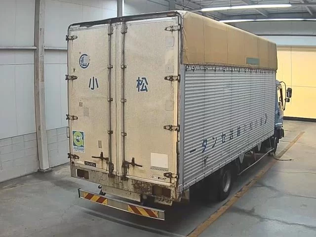 Isuzu Forward  с аукциона в Японии