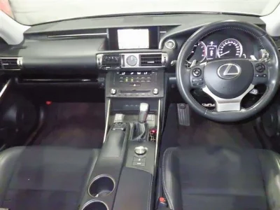 Lexus IS350