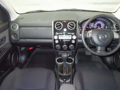 Mazda Verisa
