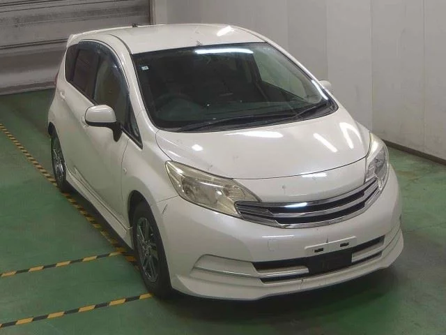 Nissan Note  с аукциона в Японии