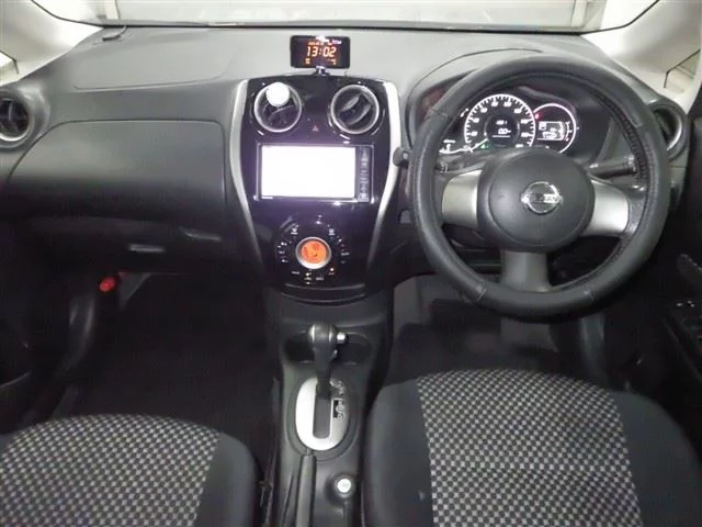 Nissan Note  с аукциона в Японии