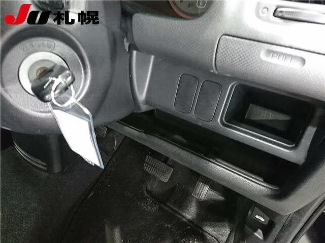 Honda Mobilio Spike  с аукциона в Японии