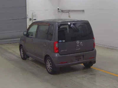 Nissan Otti