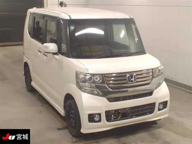 Honda N-Box  с аукциона в Японии
