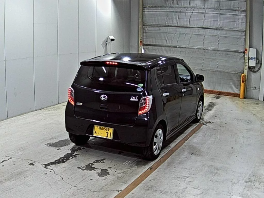 Daihatsu Mira e:S  с аукциона в Японии