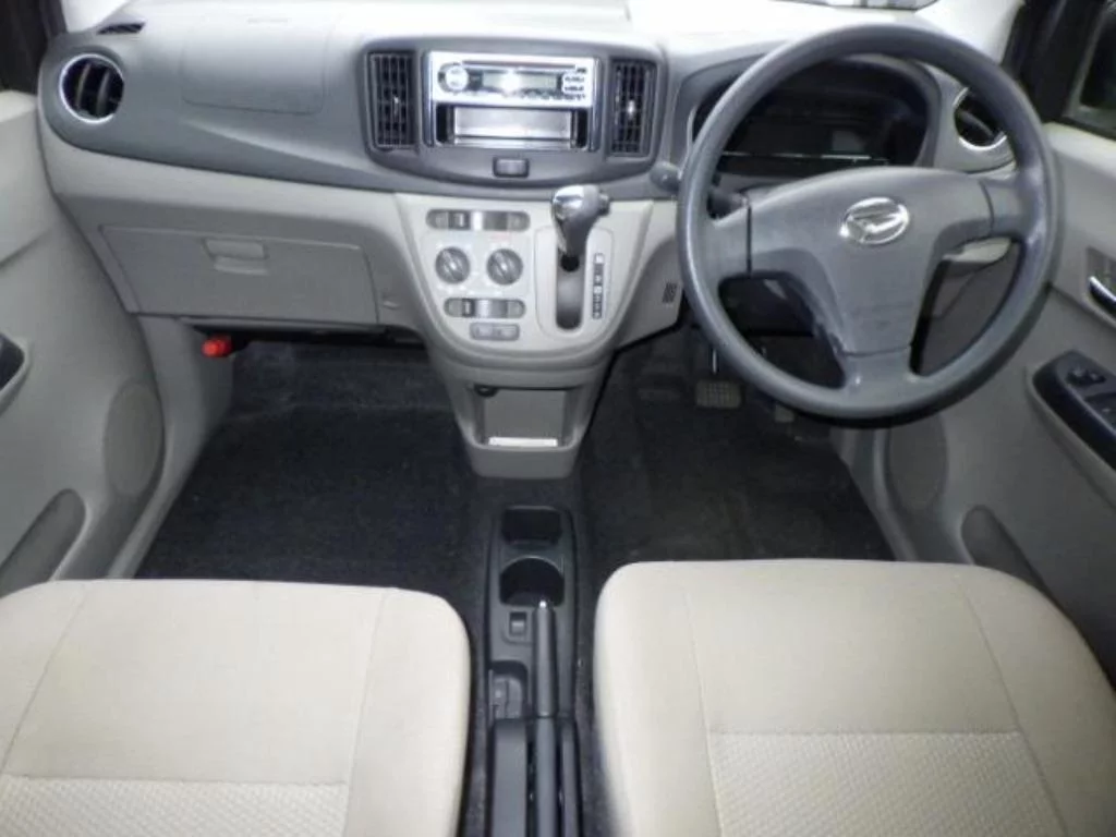 Daihatsu Mira e:S  с аукциона в Японии
