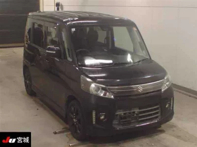 Suzuki Spacia