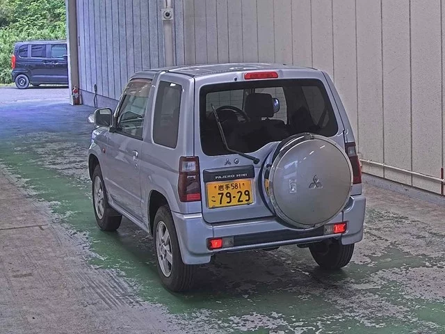 Mitsubishi Pajero Mini  с аукциона в Японии