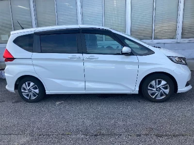 HONDA FREED + HYBRID