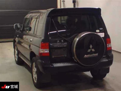 Mitsubishi Pajero iO