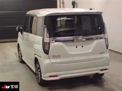 Mitsubishi Delica D:2