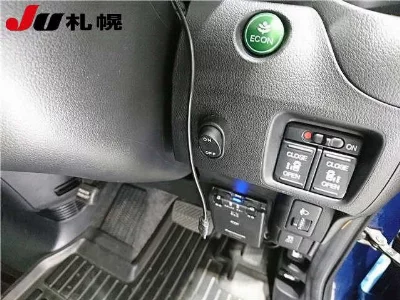 HONDA N BOX +