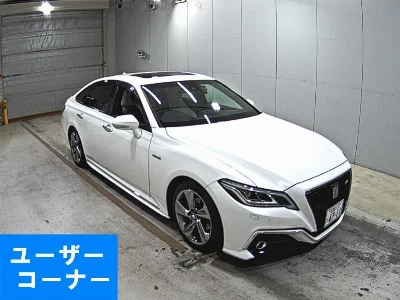 Toyota CROWN HYBRID