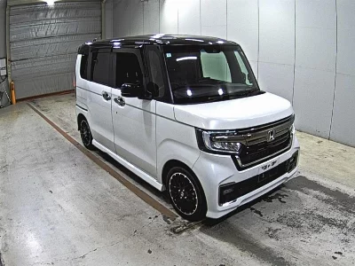 Honda N BOX CUSTOM