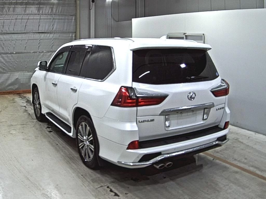 Lexus LX570  с аукциона в Японии