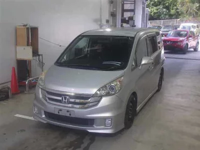 Honda STEPWGN SPADA