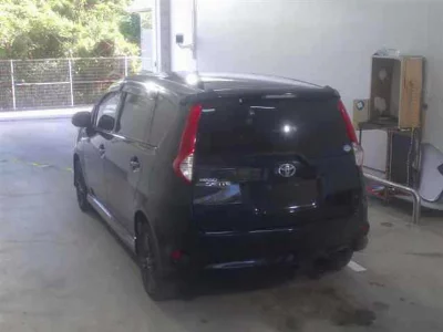Toyota Passo Sette