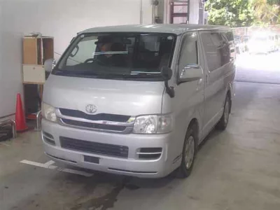 Toyota HiAce Van