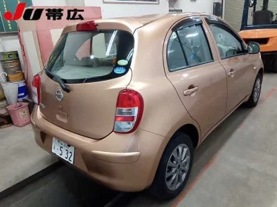Nissan March