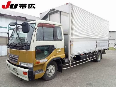 Nissan Condor