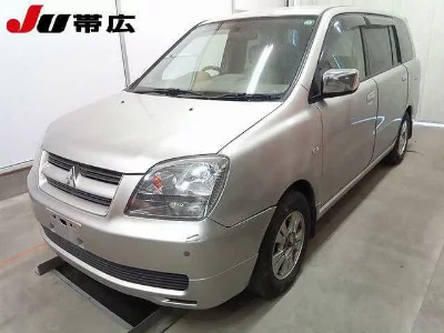 Mitsubishi Dion