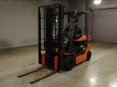 TOYOTA  FORKLIFT 