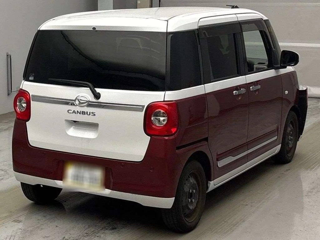 Daihatsu Move Canbus  с аукциона в Японии