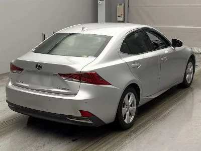 Lexus IS300h