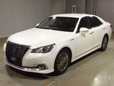 Toyota CROWN HYBRID