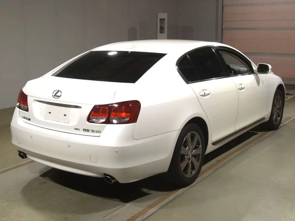 Lexus GS  с аукциона в Японии