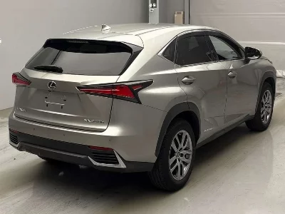 Lexus NX300h