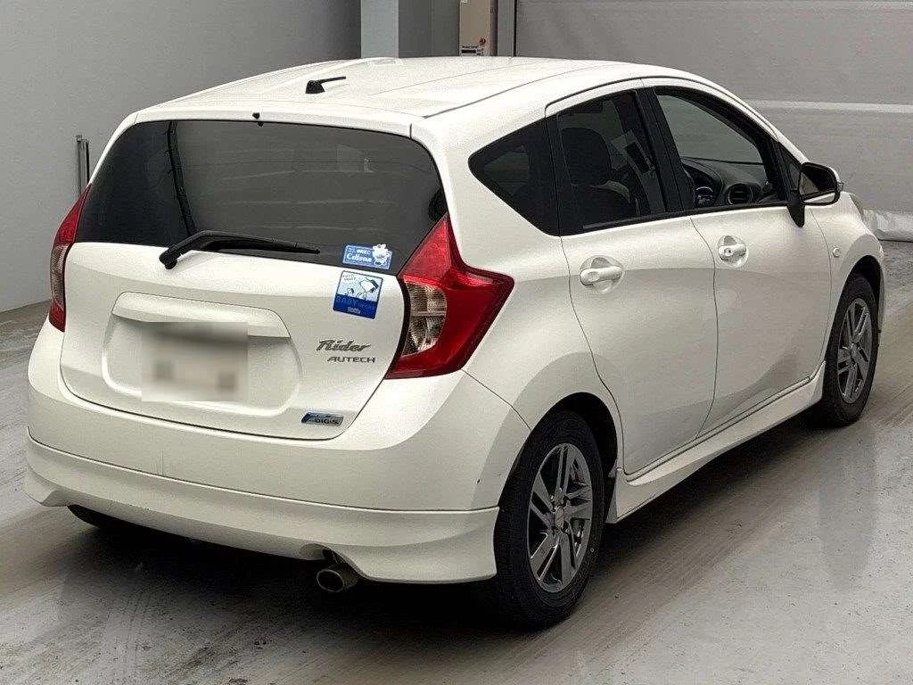 Nissan Note  с аукциона в Японии