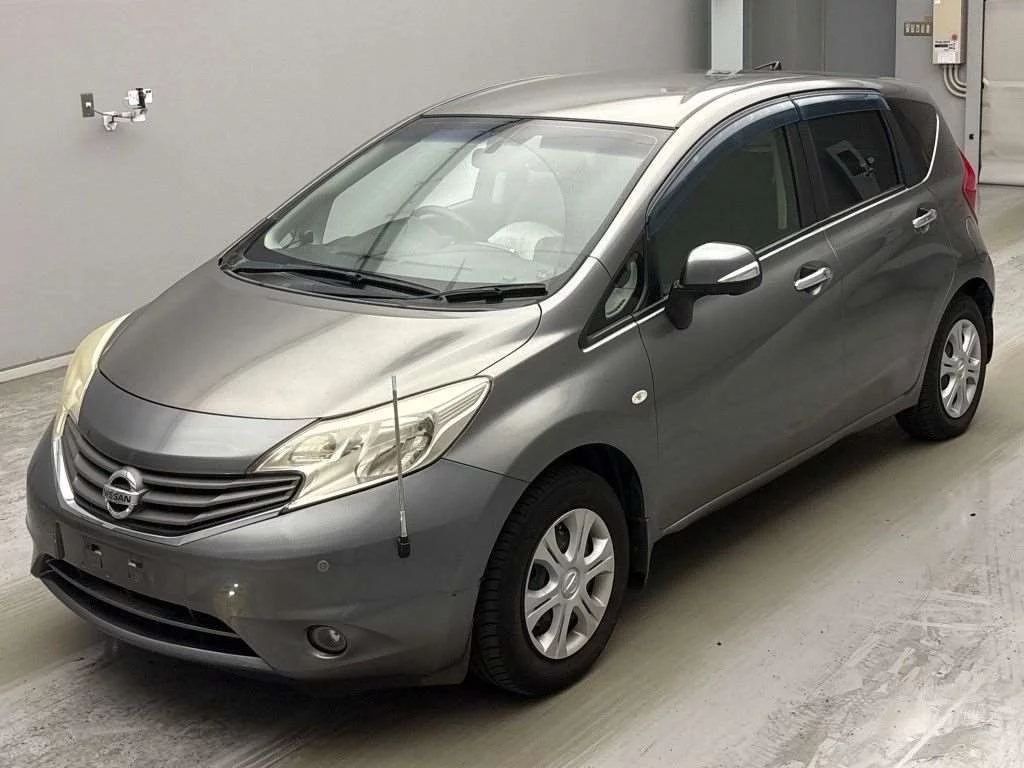 Nissan Note  с аукциона в Японии