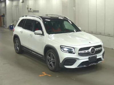 MERCEDES BENZ GLB