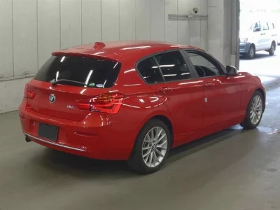 BMW 1 SERIES