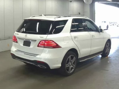 Mercedes-Benz M-class