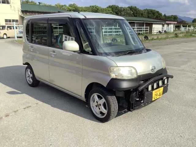 Daihatsu Tanto  с аукциона в Японии